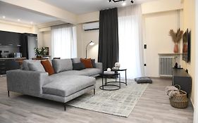 Alkmini Apartment